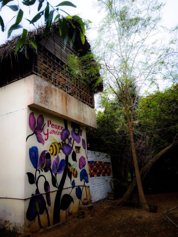 Peace Garden Hostel Auroville Ngoại thất bức ảnh